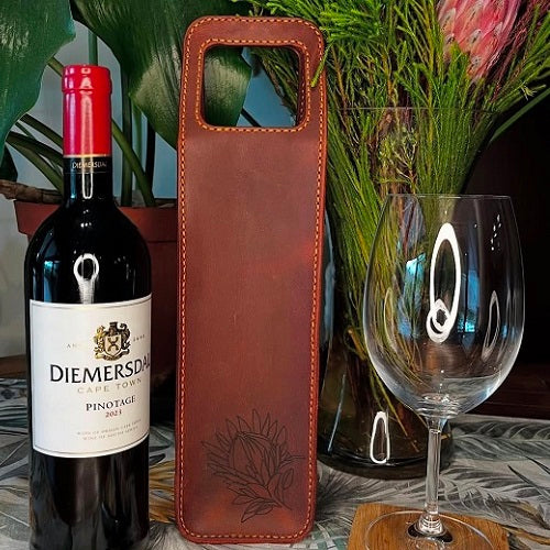 Leather wine holder single - front with protea embossing
